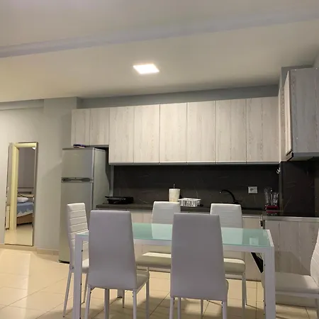 Διαμέρισμα Eno Apartament Velipojë